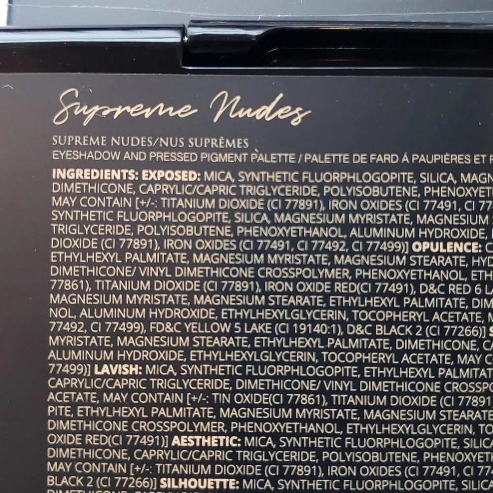 Artist Couture Supreme Nudes 12 pan eyeshadow palette New